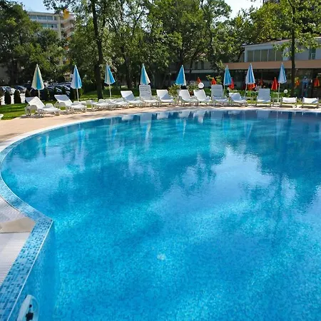 Hotel Yunona 3*