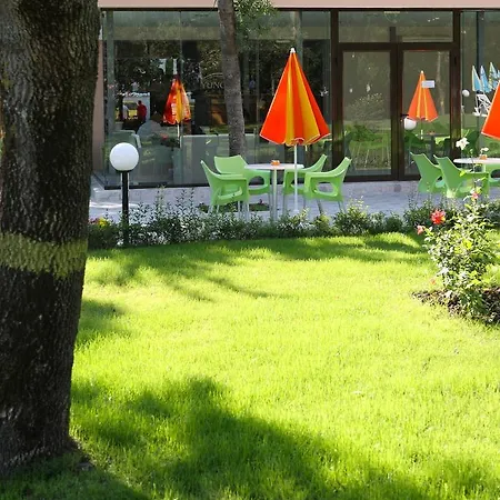 Yunona Słoneczny Brzeg