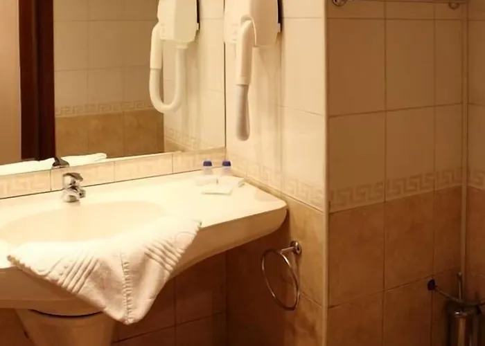 Yunona 3* 阳光海滩