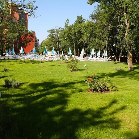 Yunona - 3* Солнечный берег